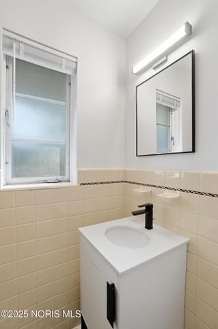 5017 Macklyn Drive, Toledo, OH 43615