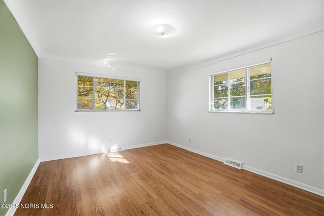 5017 Macklyn Drive, Toledo, OH 43615