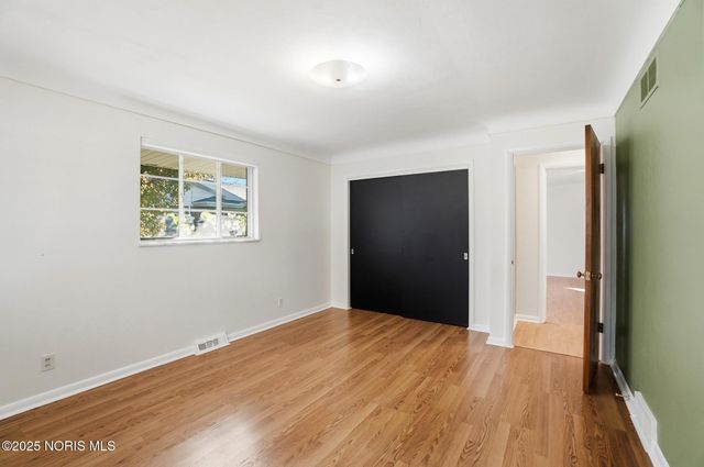 5017 Macklyn Drive, Toledo, OH 43615