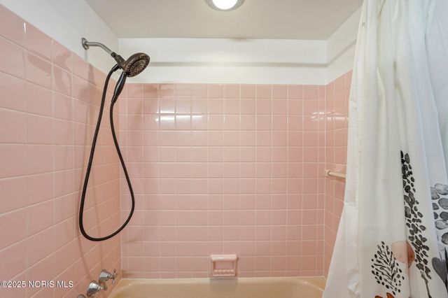 5017 Macklyn Drive, Toledo, OH 43615