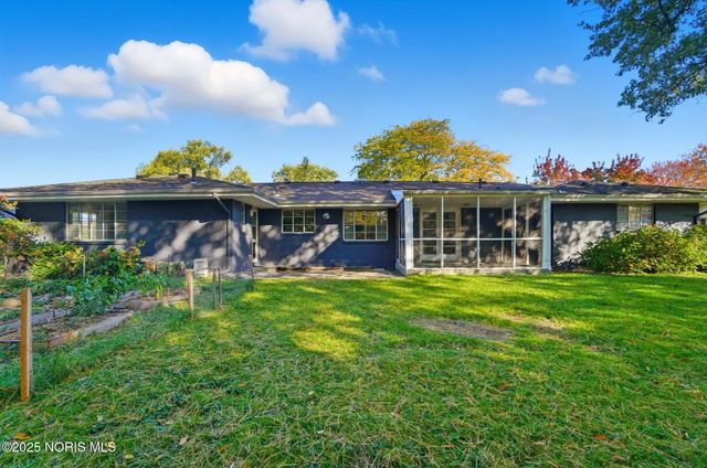 5017 Macklyn Drive, Toledo, OH 43615