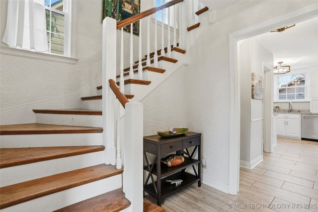 1249 E 29th Place, Tulsa, OK 74114