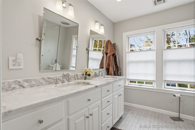 1249 E 29th Place, Tulsa, OK 74114