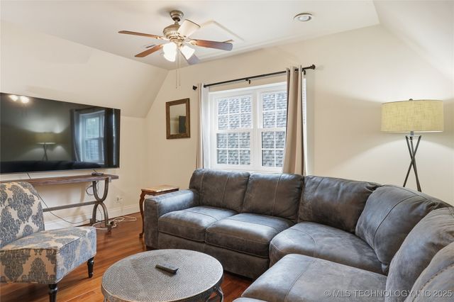 1249 E 29th Place, Tulsa, OK 74114