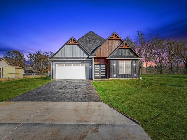 123 Cedar Bend Drive, Trinidad, TX 75163