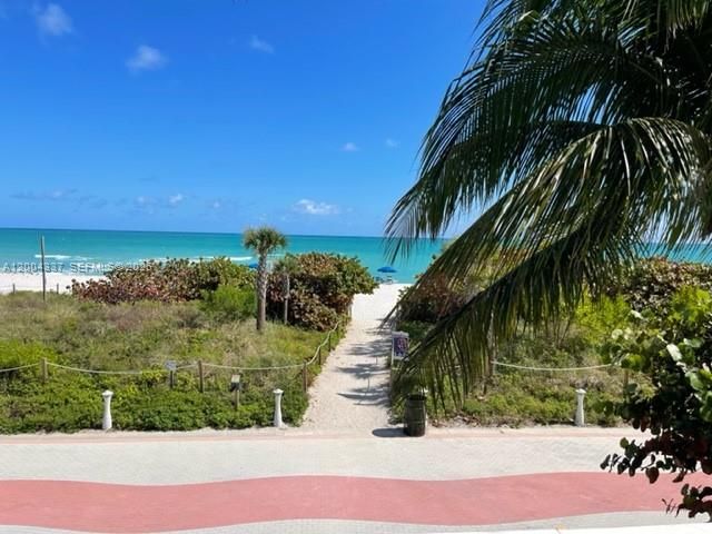 5555 Collins Ave 7Z, Miami Beach, FL 33140