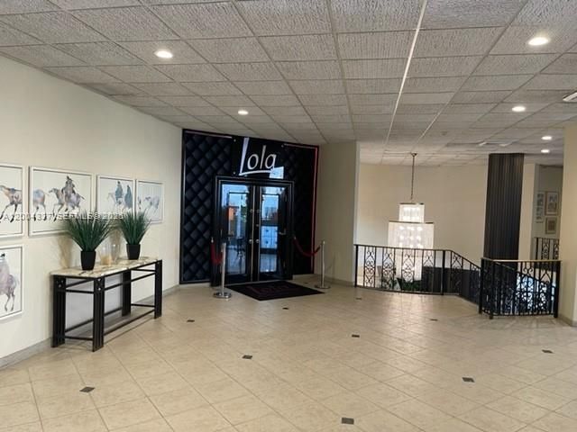 5555 Collins Ave 7Z, Miami Beach, FL 33140