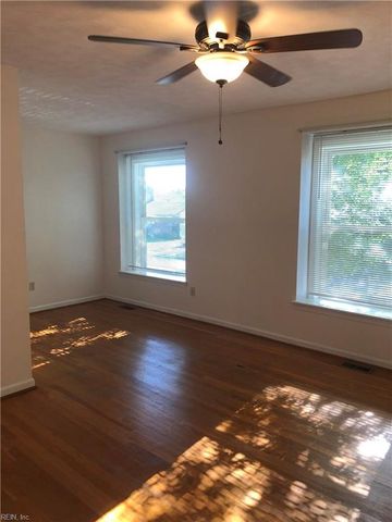 119 Diggs DR, Hampton, VA 23666