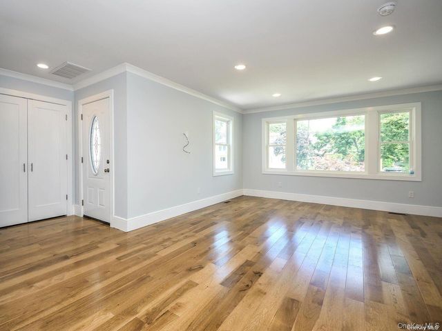 59B Hickory Road, Port Washington, NY 11050