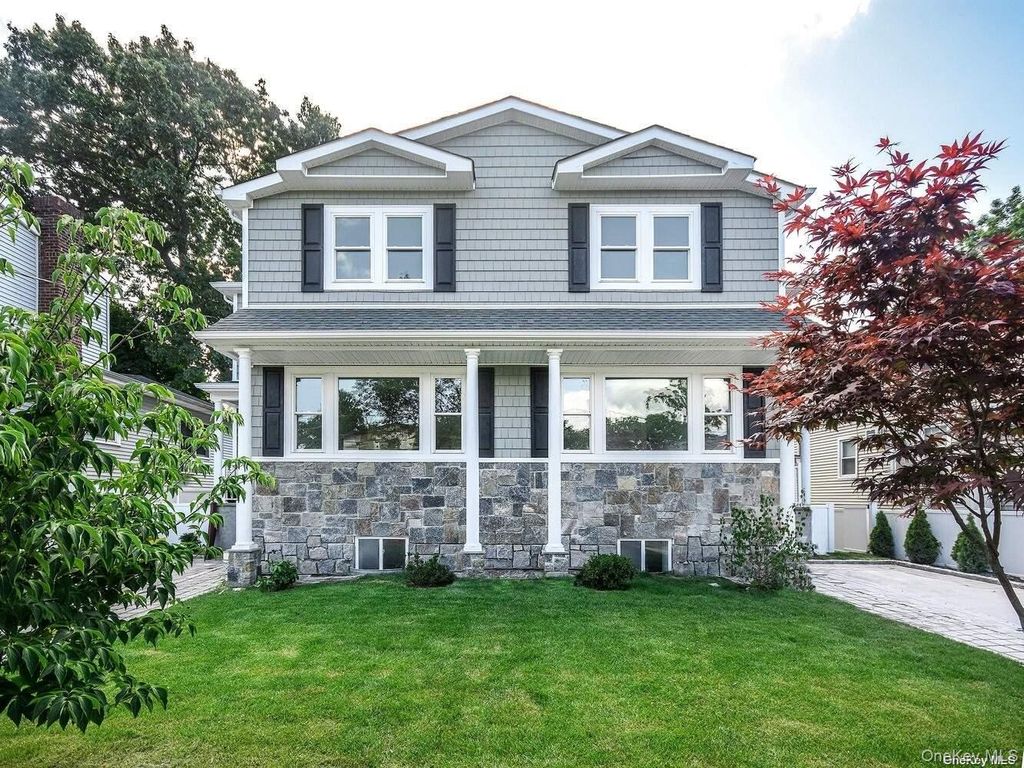 59B Hickory Road, Port Washington, NY 11050