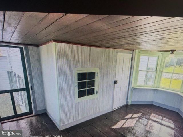 303 BAPTIST RD, Newport, NJ 08345