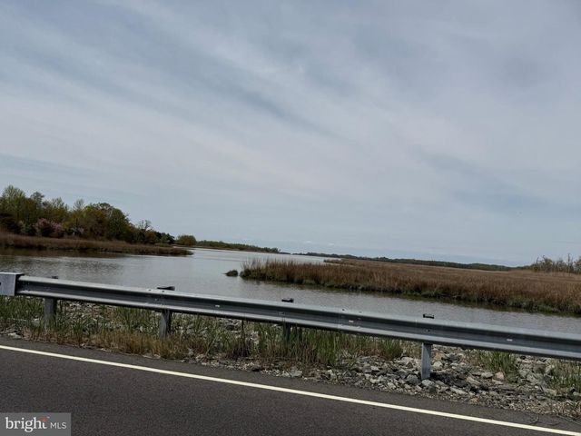 303 BAPTIST RD, Newport, NJ 08345
