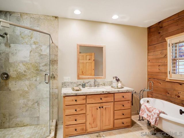 1068 W Incense Cedar Road, Julian, CA 92036