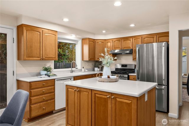 117 NW 130th Street, Seattle, WA 98133