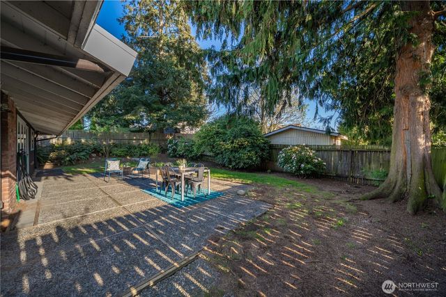 117 NW 130th Street, Seattle, WA 98133