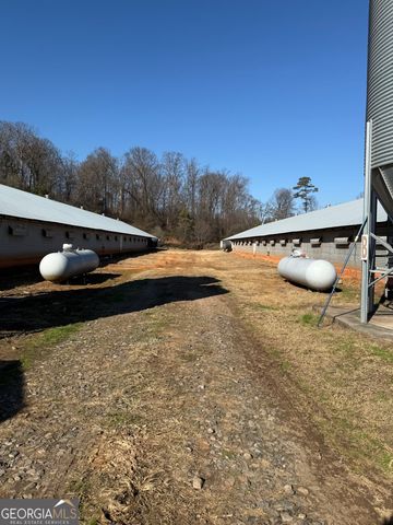 319 Hunters Creek Road, Toccoa, GA 30577