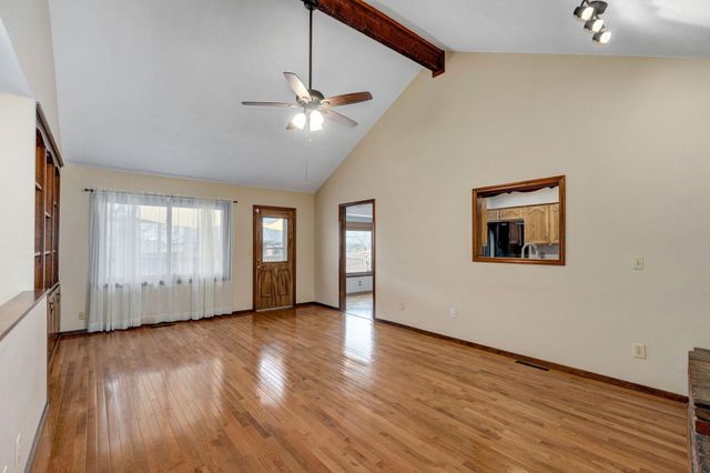 922 E Manchester Drive, Springfield, MO 65810