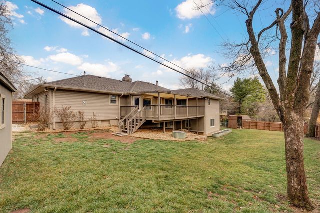 922 E Manchester Drive, Springfield, MO 65810