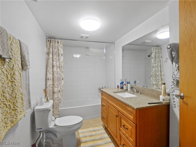 7708 Buchanan Drive, Boardman, OH 44512