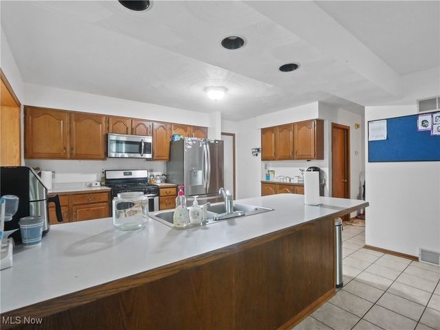 7708 Buchanan Drive, Boardman, OH 44512