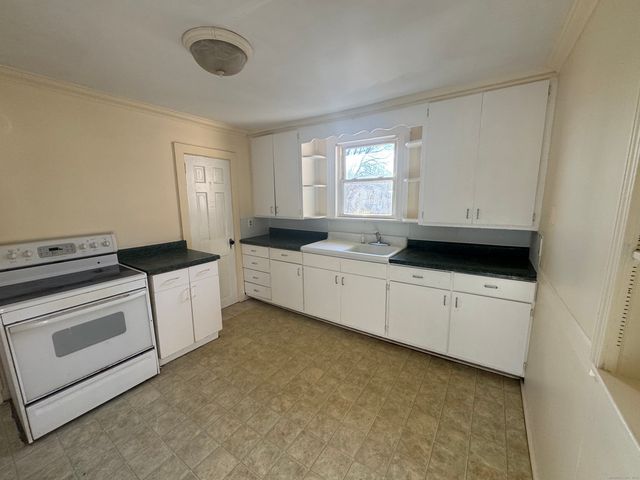 31 Wolcott Avenue 2, Torrington, CT 06790