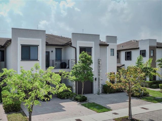 20600 NE 2nd Court, Miami, FL 33179