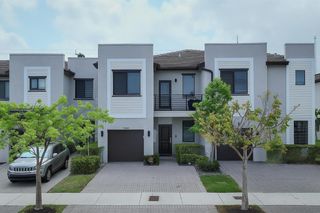 20600 NE 2nd Court, Miami, FL 33179