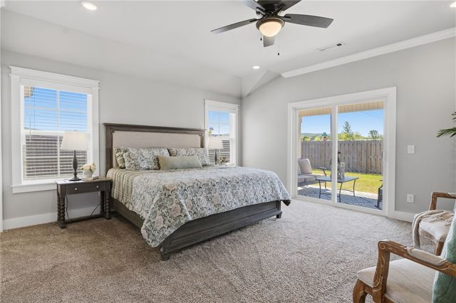 70 E Loveland Loop, Farmington, AR 72730