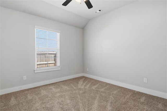 70 E Loveland Loop, Farmington, AR 72730