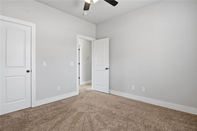 70 E Loveland Loop, Farmington, AR 72730