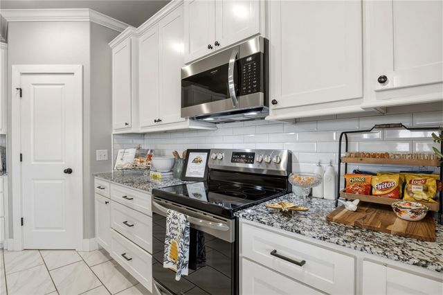 70 E Loveland Loop, Farmington, AR 72730