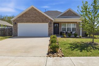 70 E Loveland Loop, Farmington, AR 72730