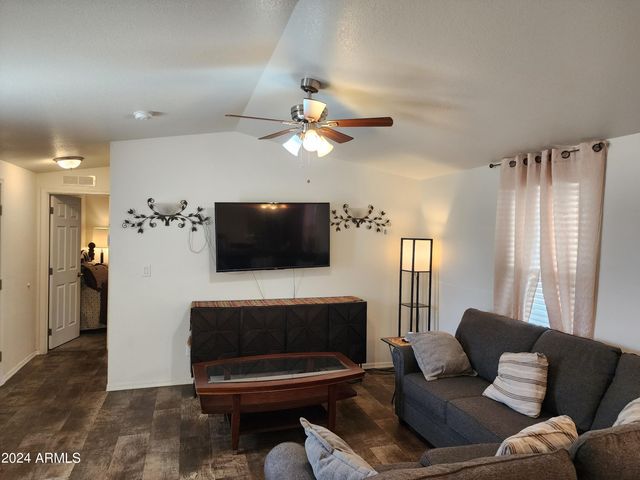 16005 N 32nd Street 31, Phoenix, AZ 85032