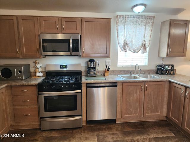 16005 N 32nd Street 31, Phoenix, AZ 85032