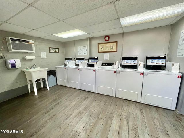 16005 N 32nd Street 31, Phoenix, AZ 85032