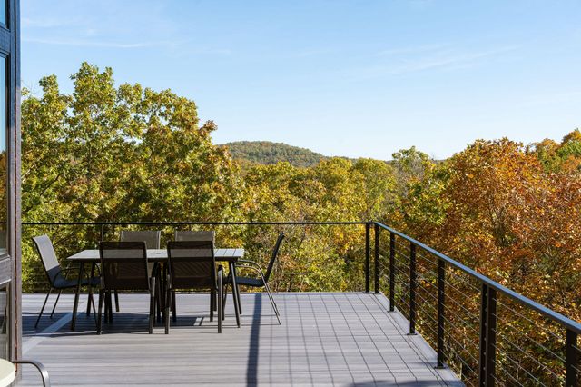 176 Canada Drive, Branson West, MO 65737