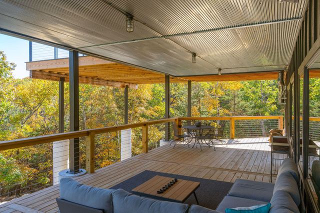 176 Canada Drive, Branson West, MO 65737