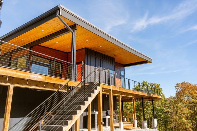 176 Canada Drive, Branson West, MO 65737