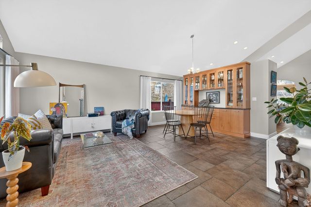 1446 E VINEYARD CT, Millcreek, UT 84106