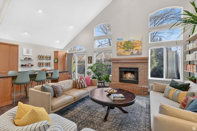 1446 E VINEYARD CT, Millcreek, UT 84106