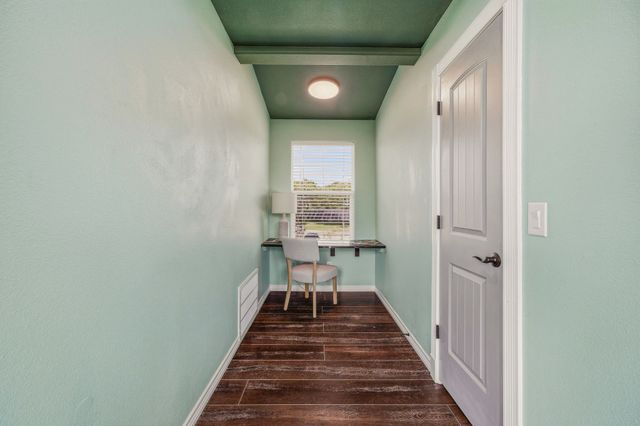 4945 Peachtree Circle, Granbury, TX 76048