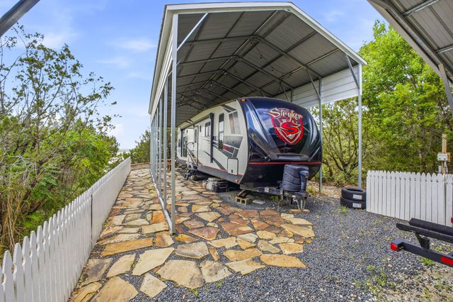 4945 Peachtree Circle, Granbury, TX 76048