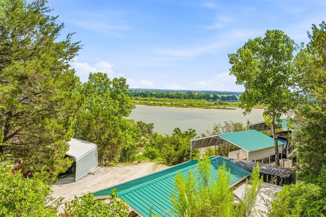 4945 Peachtree Circle, Granbury, TX 76048