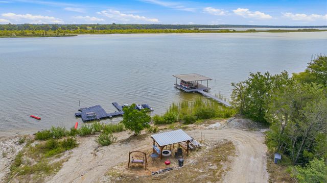 4945 Peachtree Circle, Granbury, TX 76048