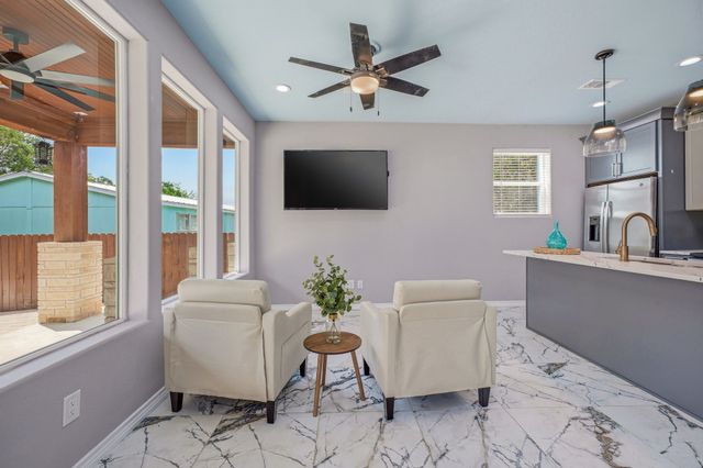 4945 Peachtree Circle, Granbury, TX 76048