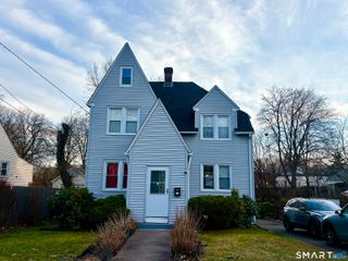 28 Skitchewaug Street, Windsor, CT 06095