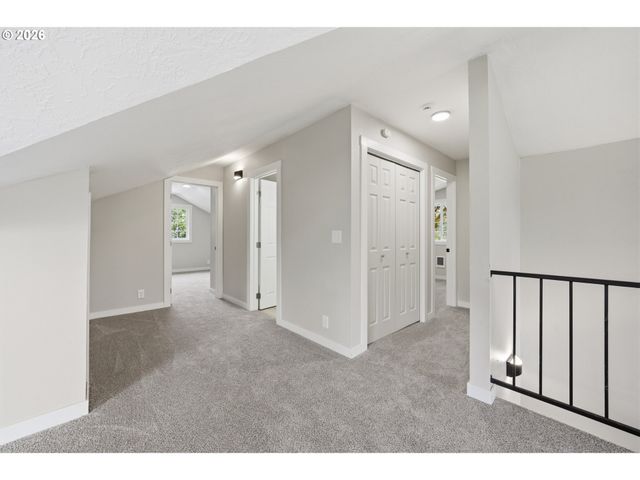 4986 CHAN St, Salem, OR 97306