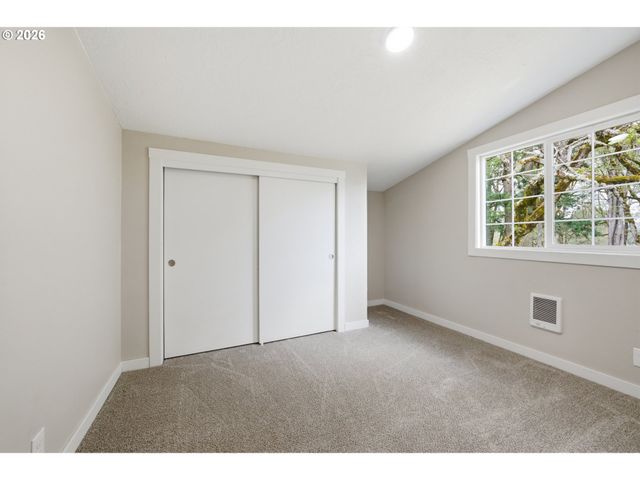 4986 CHAN St, Salem, OR 97306