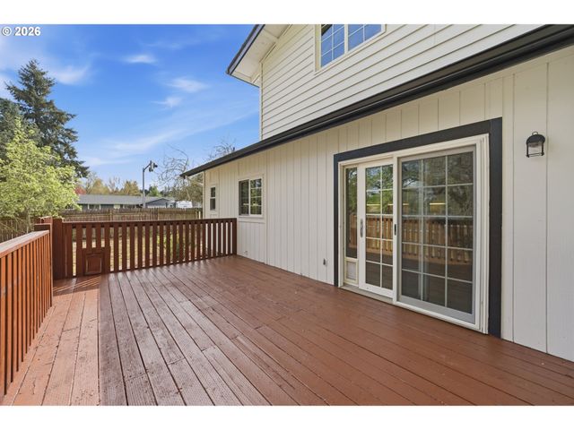 4986 CHAN St, Salem, OR 97306