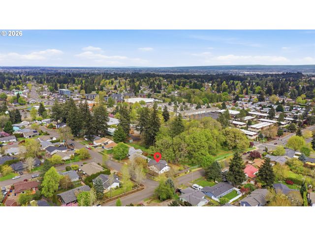 4986 CHAN St, Salem, OR 97306